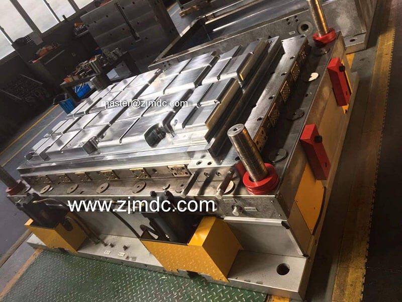 复合踢脚线模具